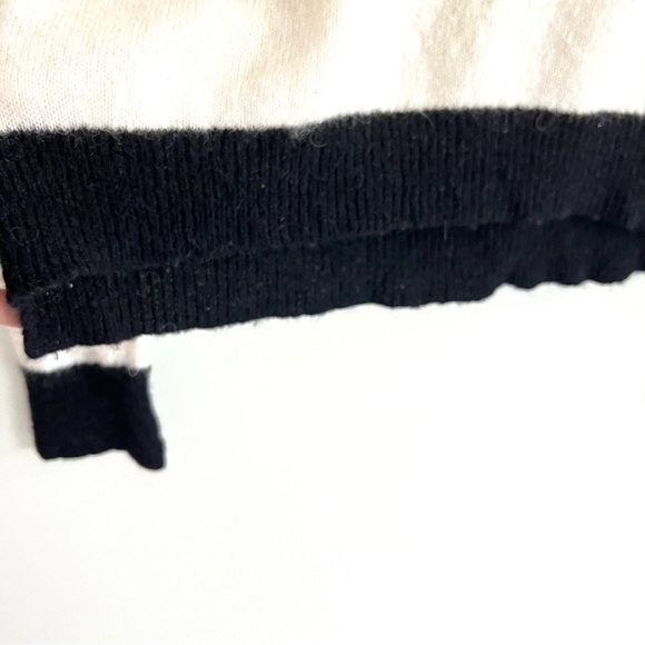 A.L.C. Ivory w Black Trim Wool Alpaca Blend Crew Neck Lightweight Sweater Sz S/P - Picture 11 of 12